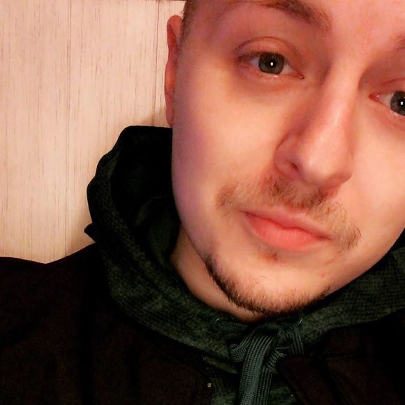 Meet your Posher, Joshua - Picture 1 of 1